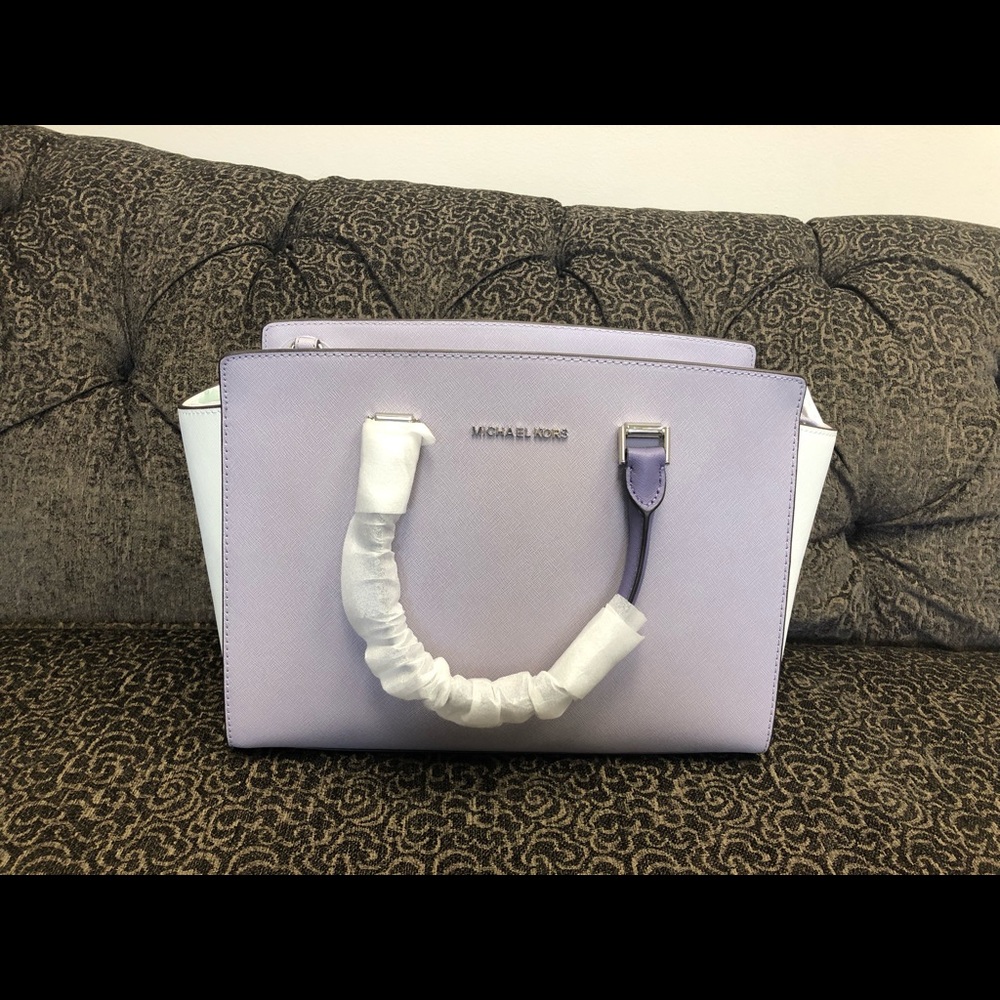 Michael Kors “Selma” purse